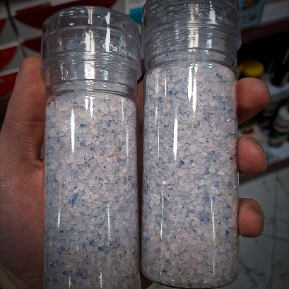 نمک آبی فوق ممتاز ۱۵۰ گرمی  با نمکساب (نمک ساب)